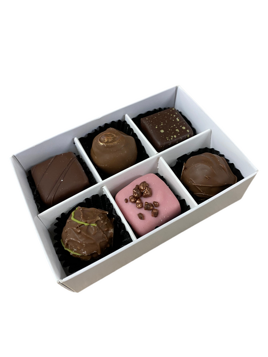 FOLD UP 6 CHOCOLATE BOX BASE - WHITE